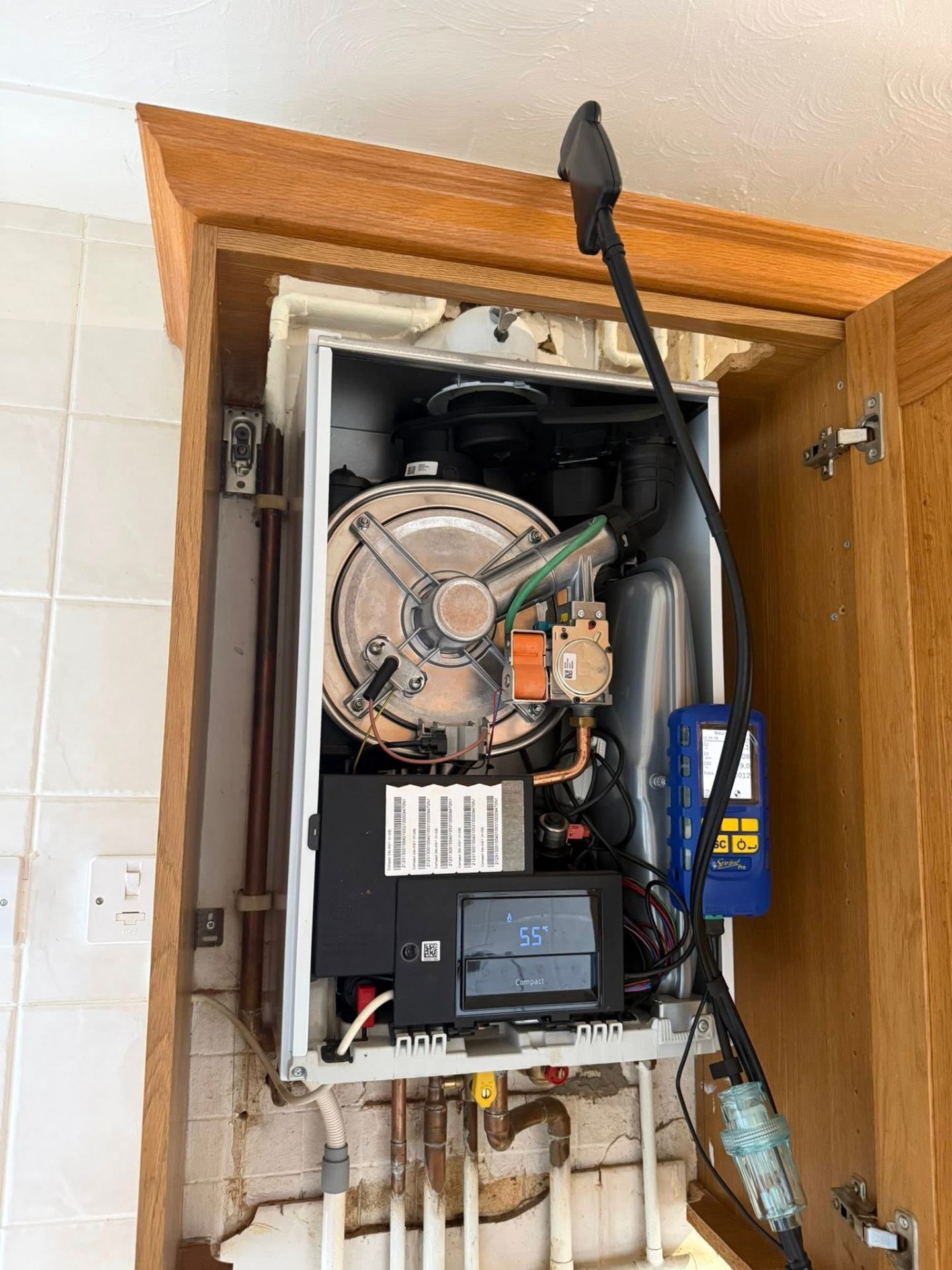 Flue gas analyser test and combustion check on a Glow-worm boiler in Kettering by a Gas Safe engineer